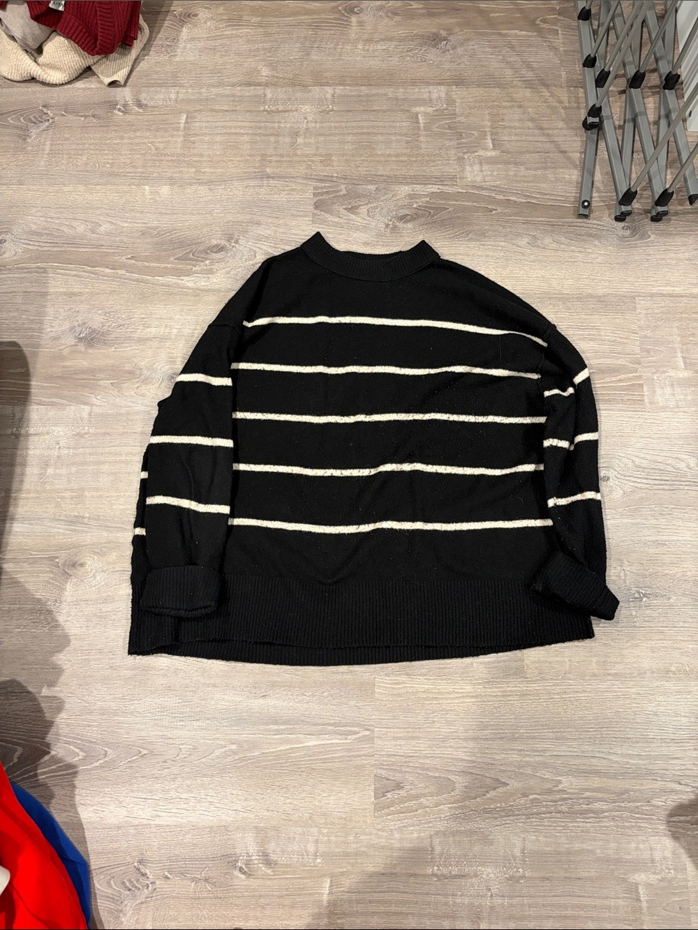 aerie Black & Ivory Striped Crewneck Sweater